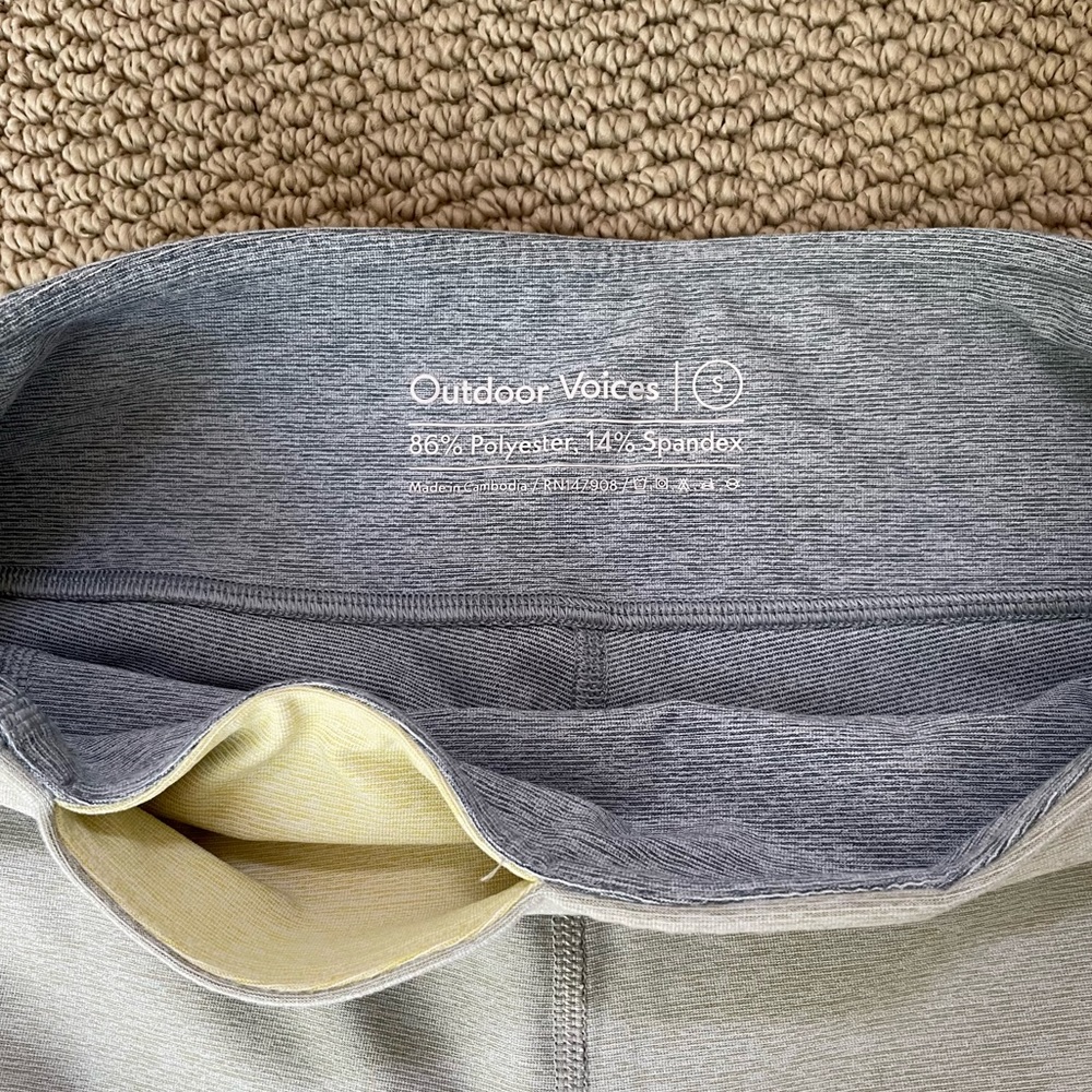 Outdoor Voices Tri-Tone Warmup Leggings - Picture 5 of 5